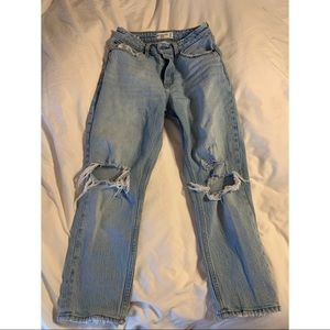 Abercrombie Jeans - The Mom High Rise Distressed
